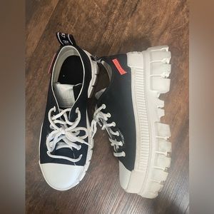 Palladium platiforms